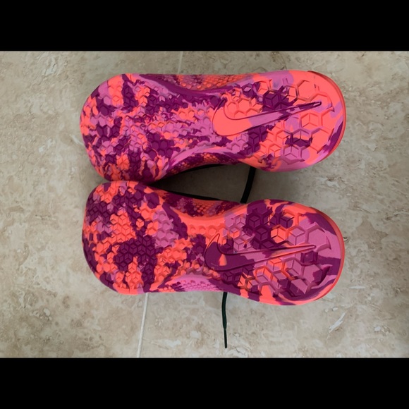 NEW Nike Metcon 2 special edition for cancer - Picture 6 of 8